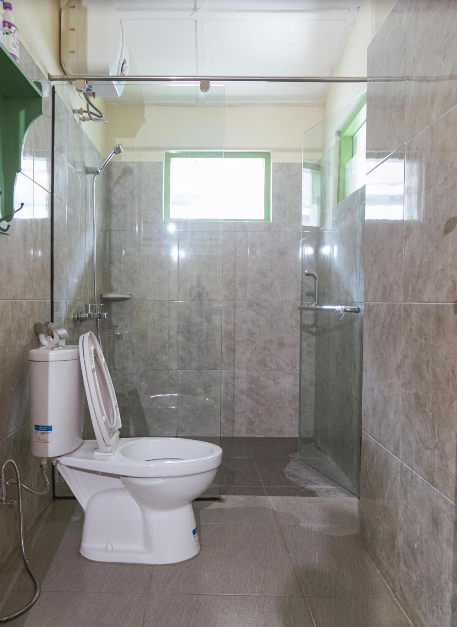 Rumah Nizar Букитинги Екстериор снимка