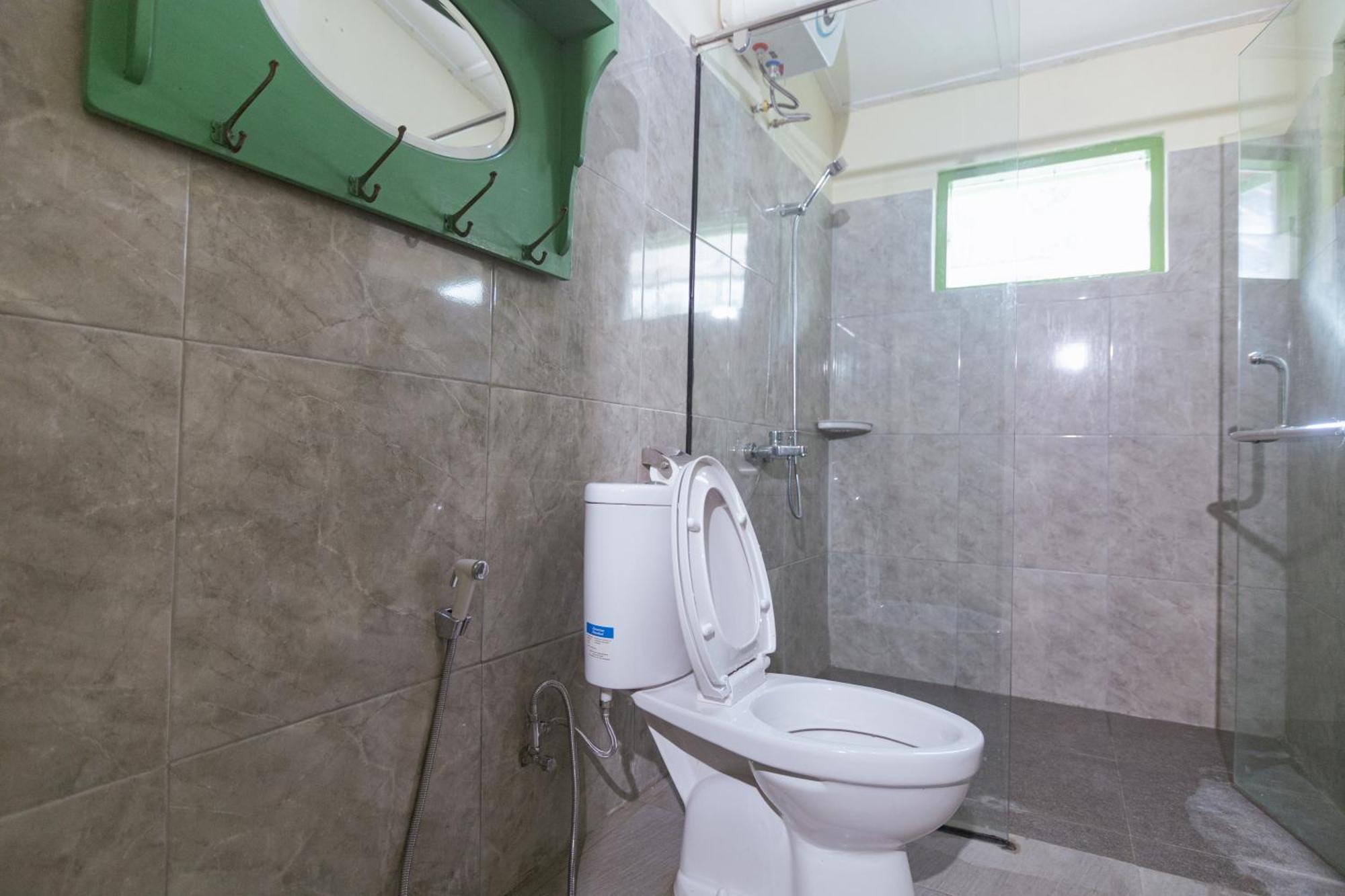 Rumah Nizar Букитинги Екстериор снимка