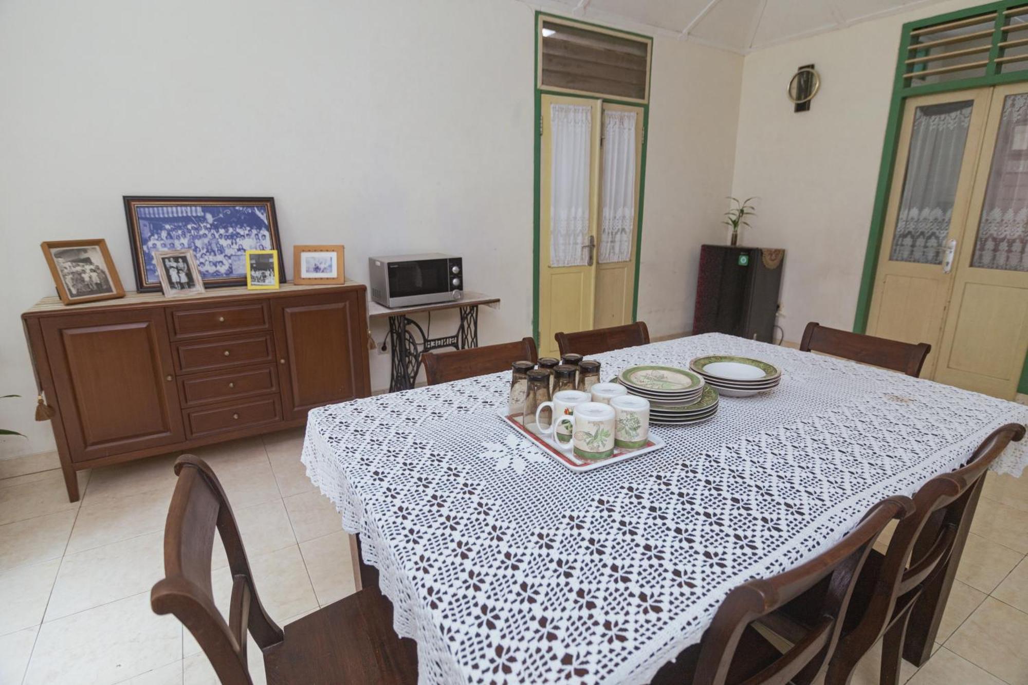 Rumah Nizar Букитинги Екстериор снимка