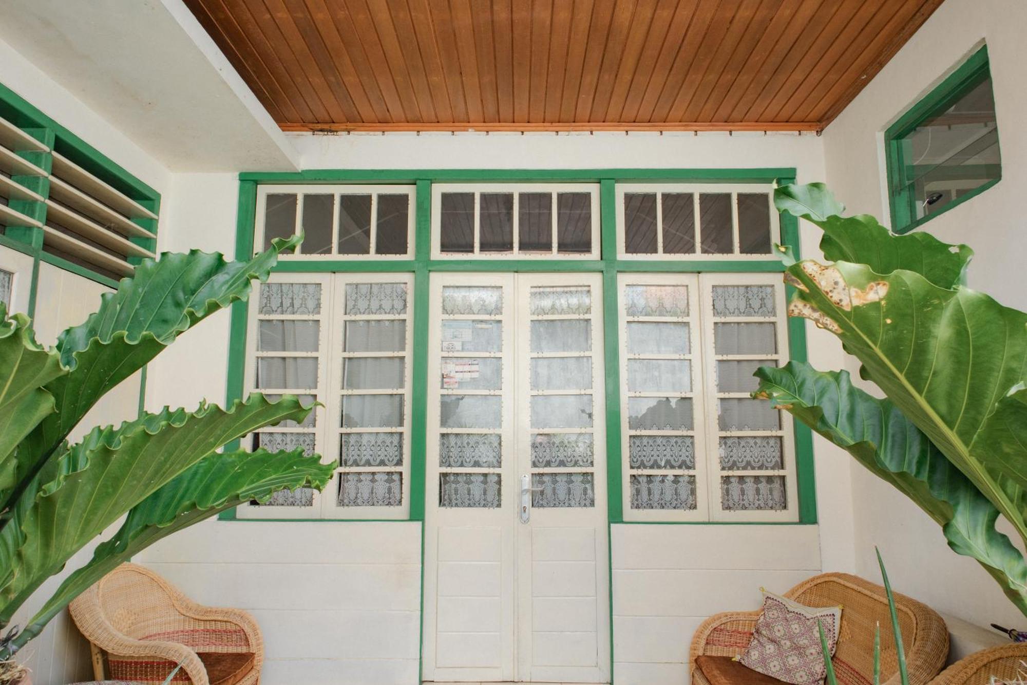 Rumah Nizar Букитинги Екстериор снимка